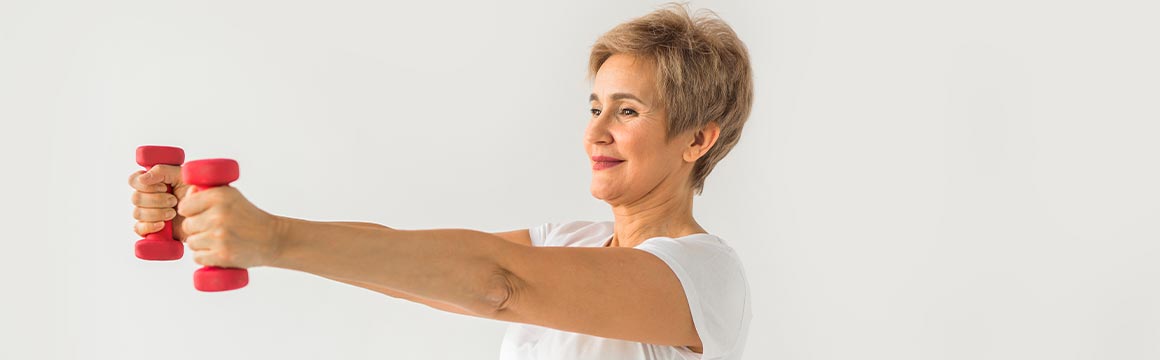 menopause, menopausal women, resistance training, fitness, sport, health, muscle mass, sarcopenia, intensity, low, frequency